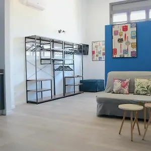 Appartamento Smart And Comfy - Via Repubblica Di San Marino, Milano
